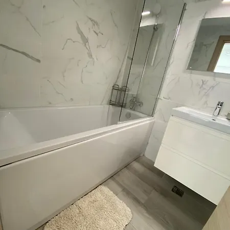 아파트 Apartament Magda By Alezzi Nord10 *
